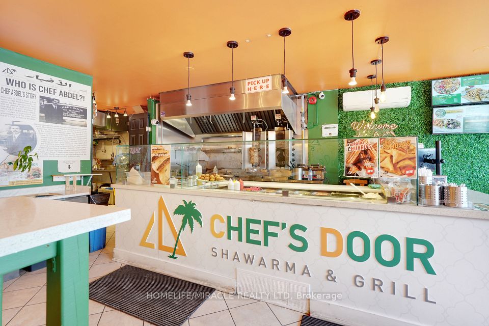 723 Lakeshore Road E, Mississauga, ON L5G 1J7