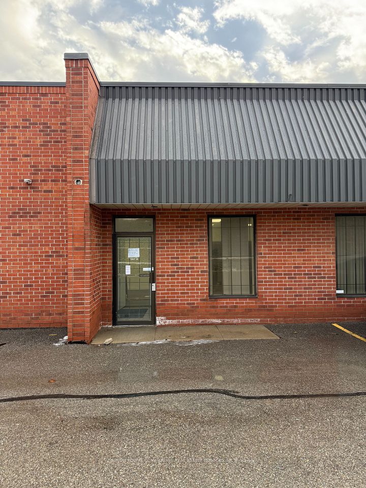 215 Traders Boulevard E 18-19, Mississauga, ON L4Z 3K5