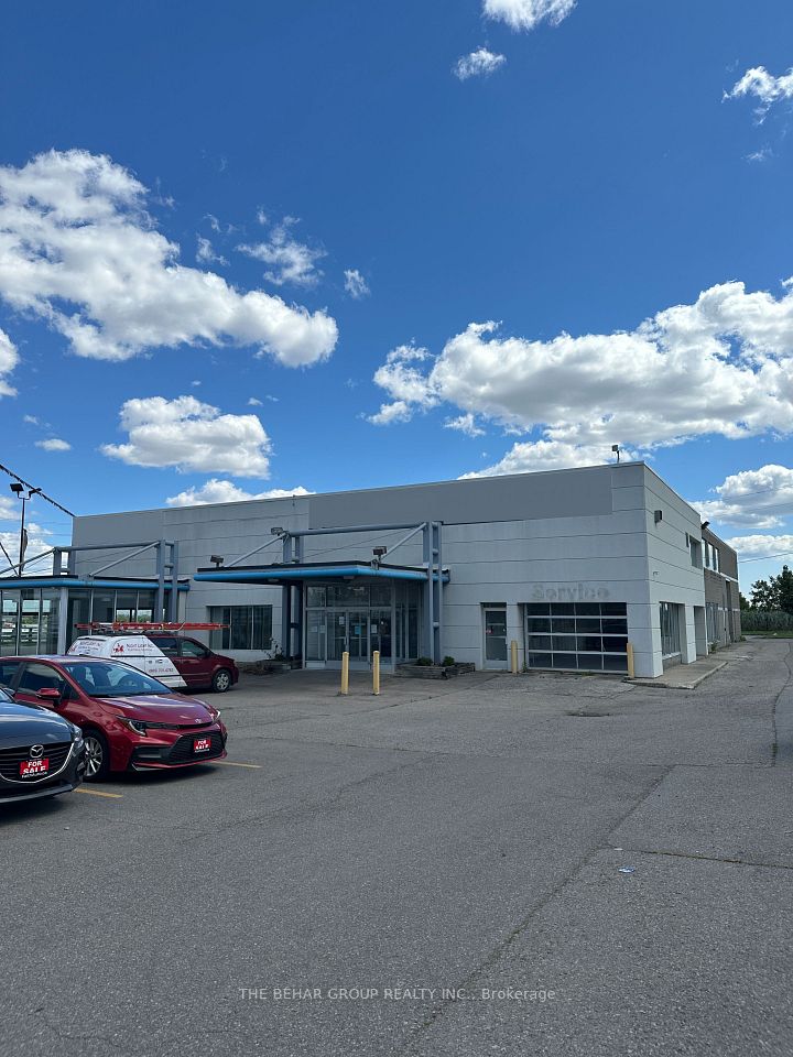 8046 Dixie Road, Brampton, ON L6T 4W6