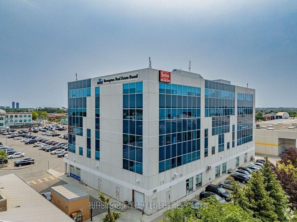 60 Gillingham Drive 400, Brampton, ON L6X 0Z9