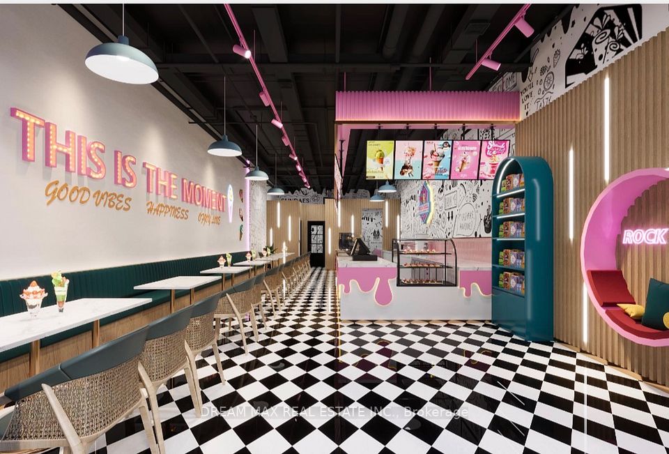 6161 Mayfield Road 102, Brampton, ON L6T 3Z8