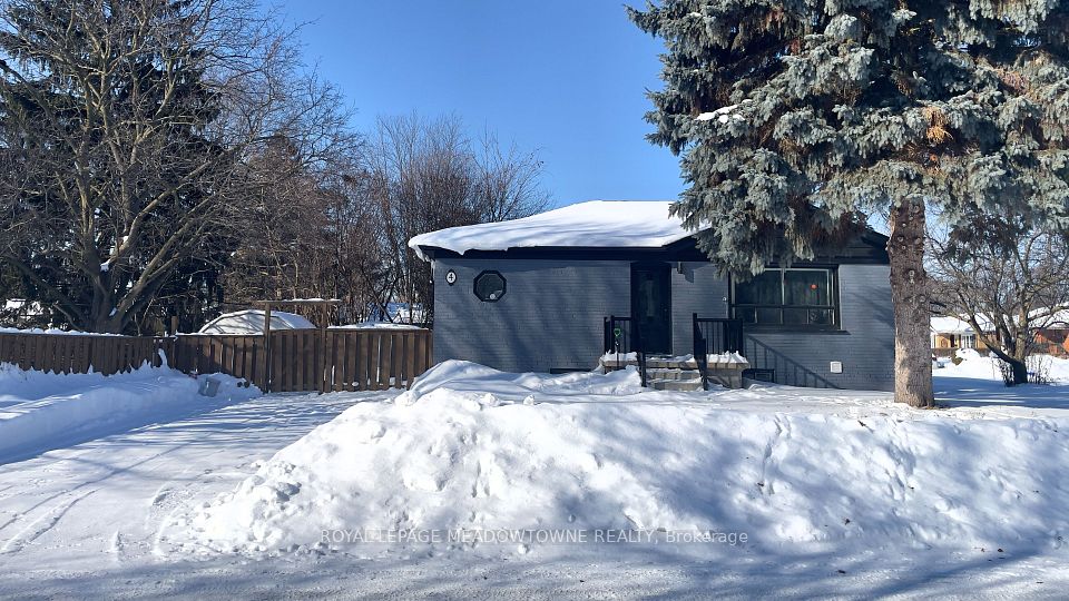 Detached at 4 Keats Avenue Main, Halton Hills, ON L7G 1T4, Halton Hills