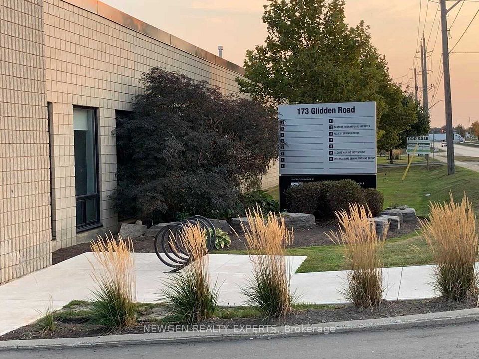 173 Glidden Road 8, Brampton, ON L6W 3L9