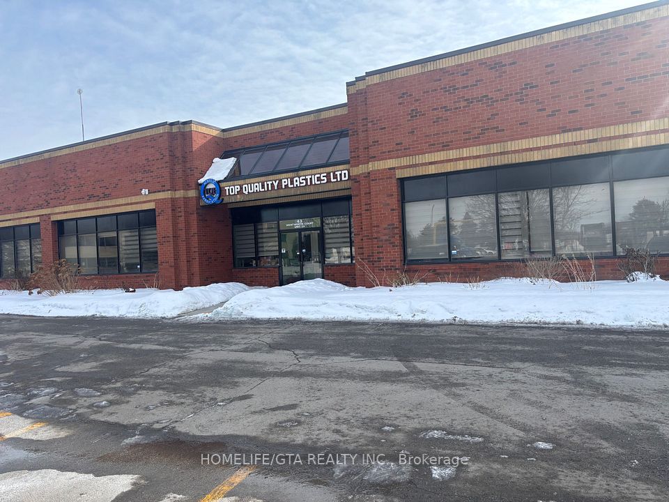 43 Wentworth Court, Brampton, ON L6T 5L4