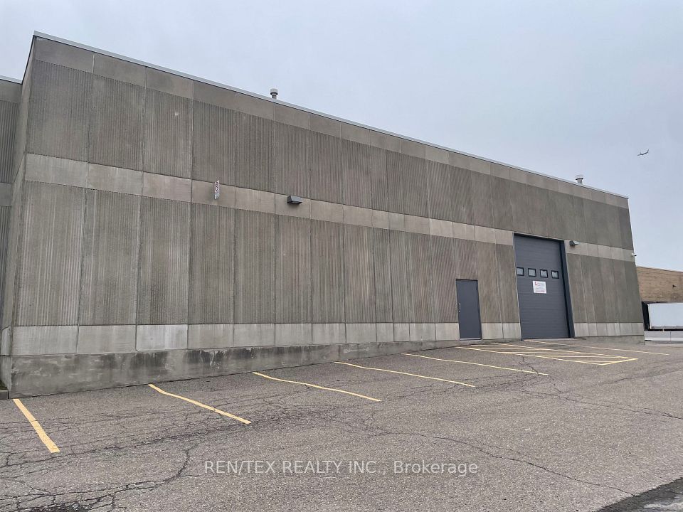 261 Ambassador Drive, Mississauga, ON L5T 2J2