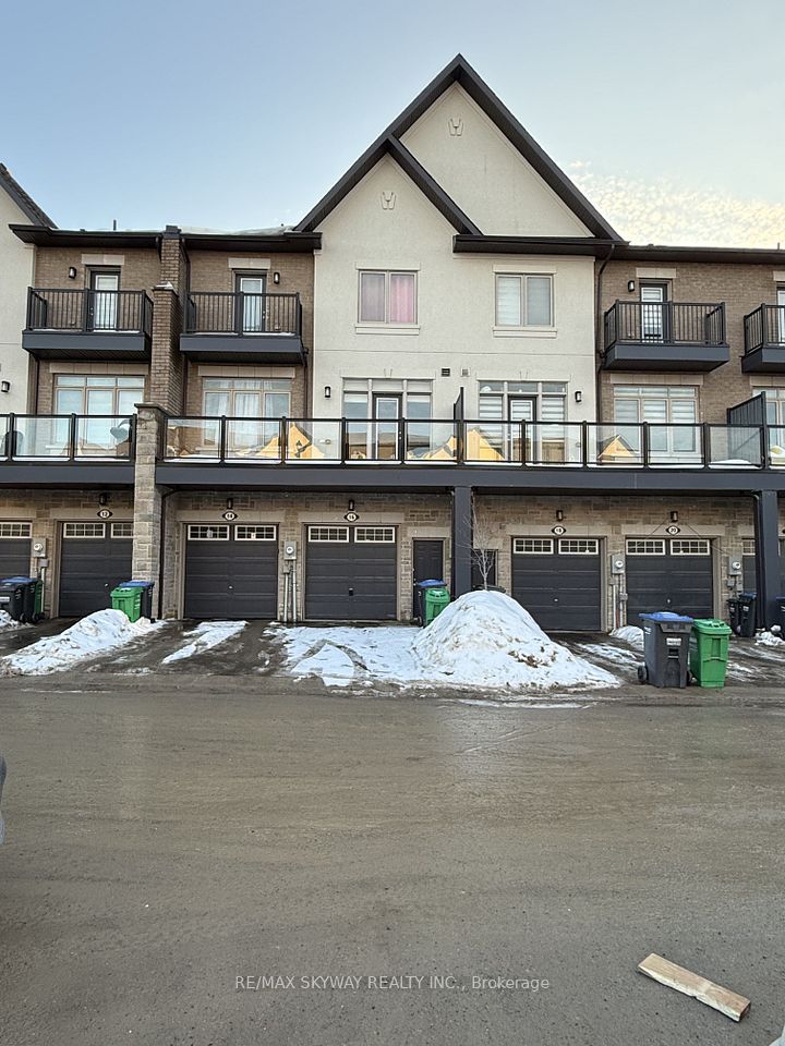 Att/Row/Townhouse at 16 Joseph Halbert Place, Caledon, ON L7C 4L5, Caledon