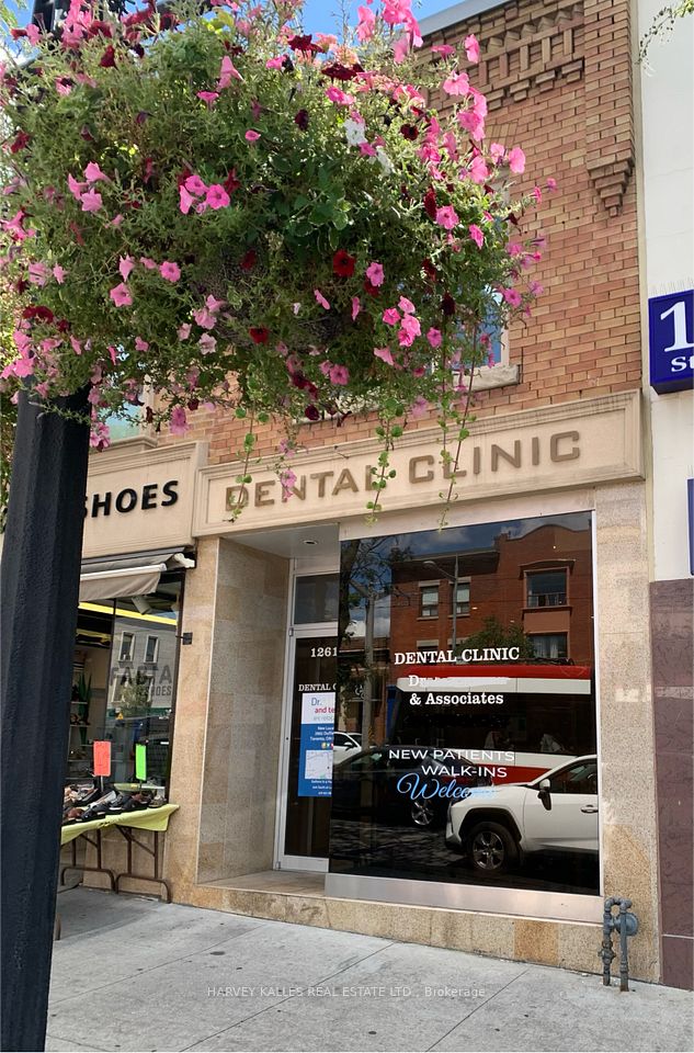 1261 A St.Clair Avenue W, Toronto W03, ON M6B 3B4