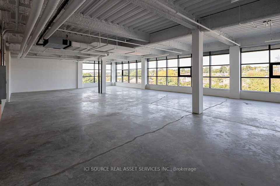 300 Geary Avenue 405, Toronto W02, ON M6H 2C5