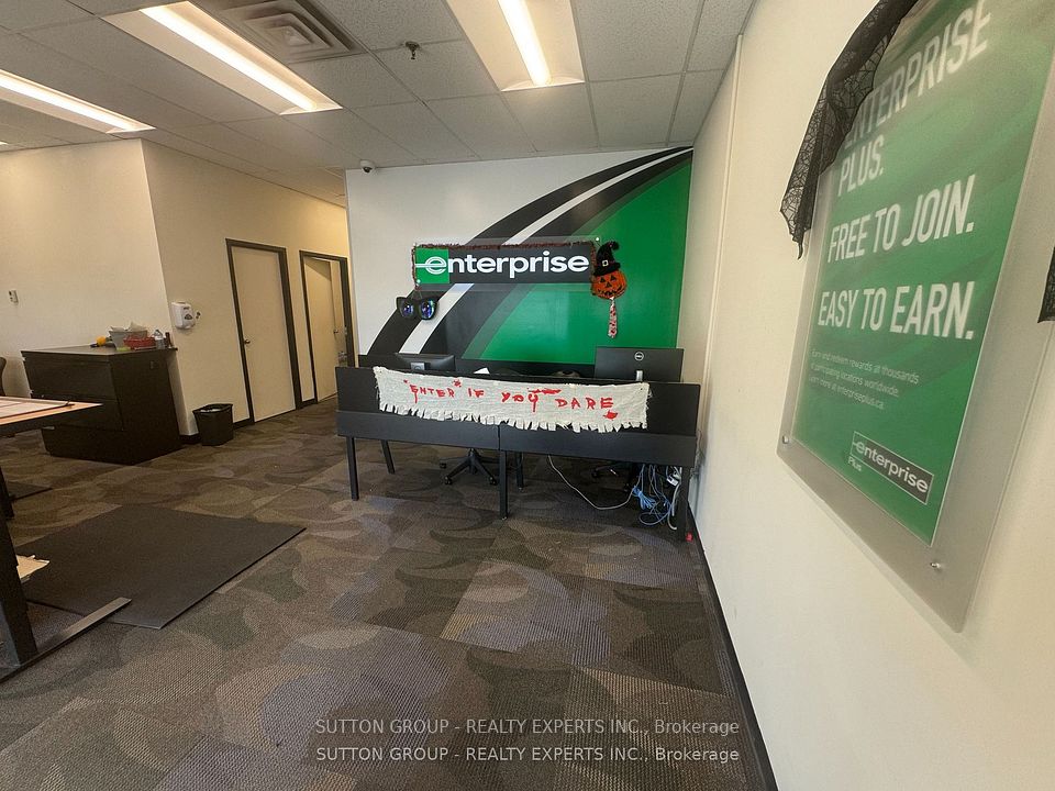 2074 Steeles Avenue E 18, Brampton, ON L6T 4Z9