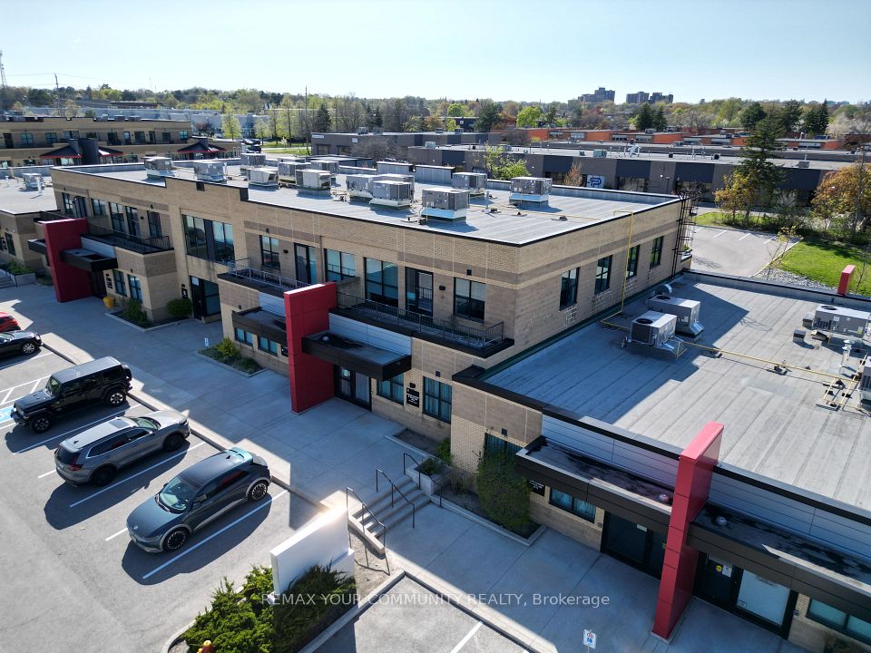 2155 Dunwin Drive 28,31-32, Mississauga, ON L5L 4M1