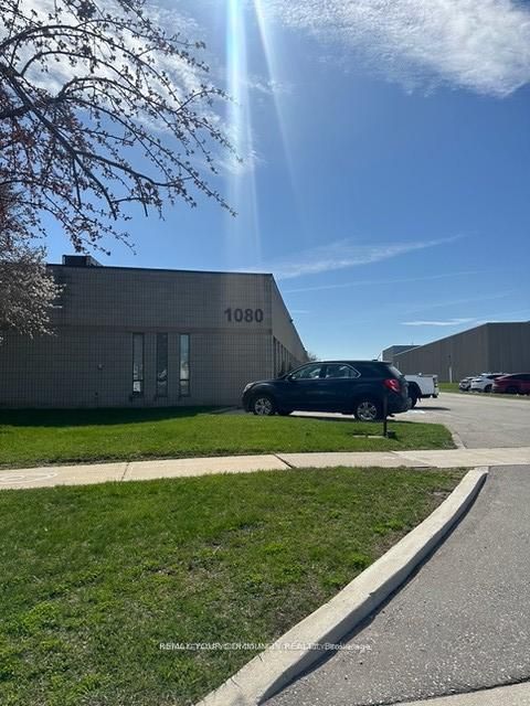 1080 Tristar Drive 7, Mississauga, ON L5T 1P1