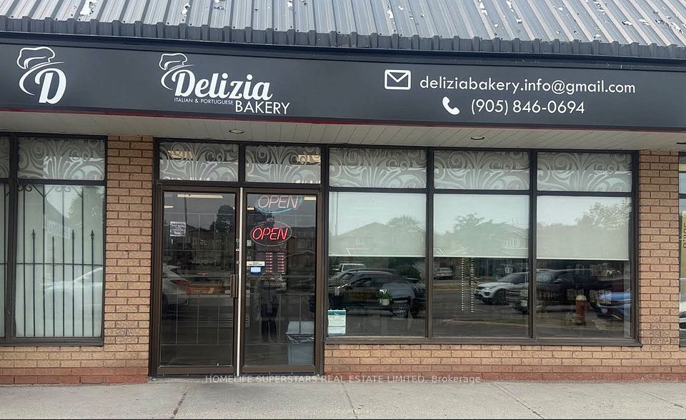 27 RUTH Avenue, Brampton, ON L6Z 4R2