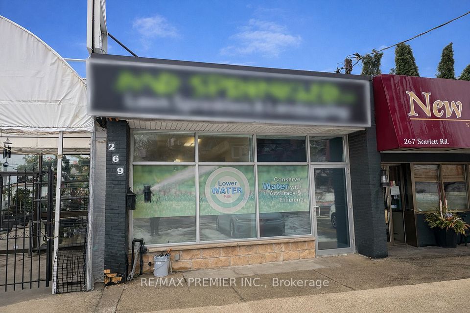 269 Scarlett Road, Toronto W03, ON M6N 4L1