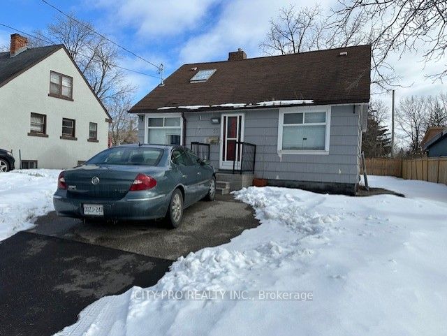 23 Pearl Street, Mississauga, ON L5M 1X1