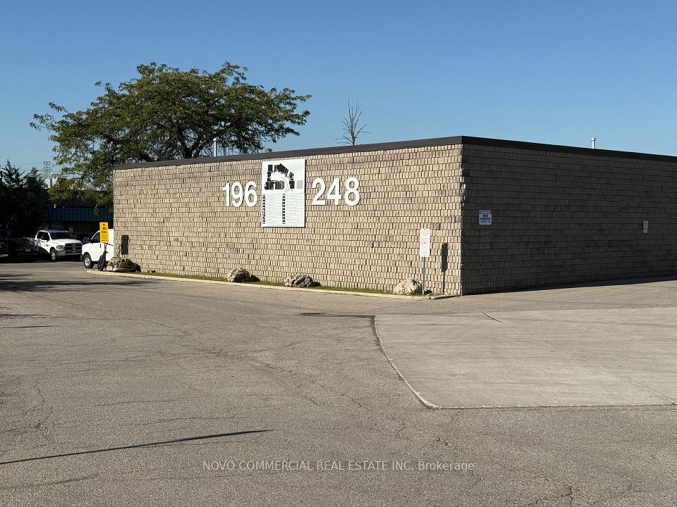 230 North Queen Street, Toronto W08, ON M9C 4Y1