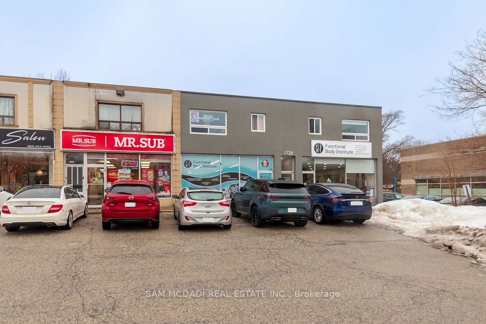 1728 Lakeshore Road W 204, Mississauga, ON L5J 1J5