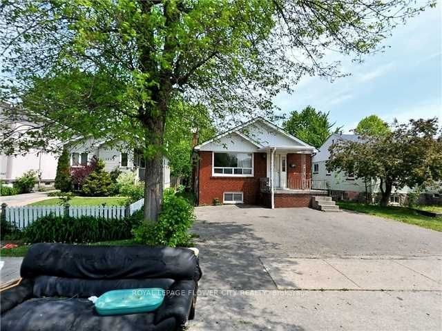 1041 Cawthra Road, Mississauga, ON L5G 4K4 at 1041 Cawthra Road, Mississauga, ON L5G 4K4, Mississauga, ON, L5G 4K4