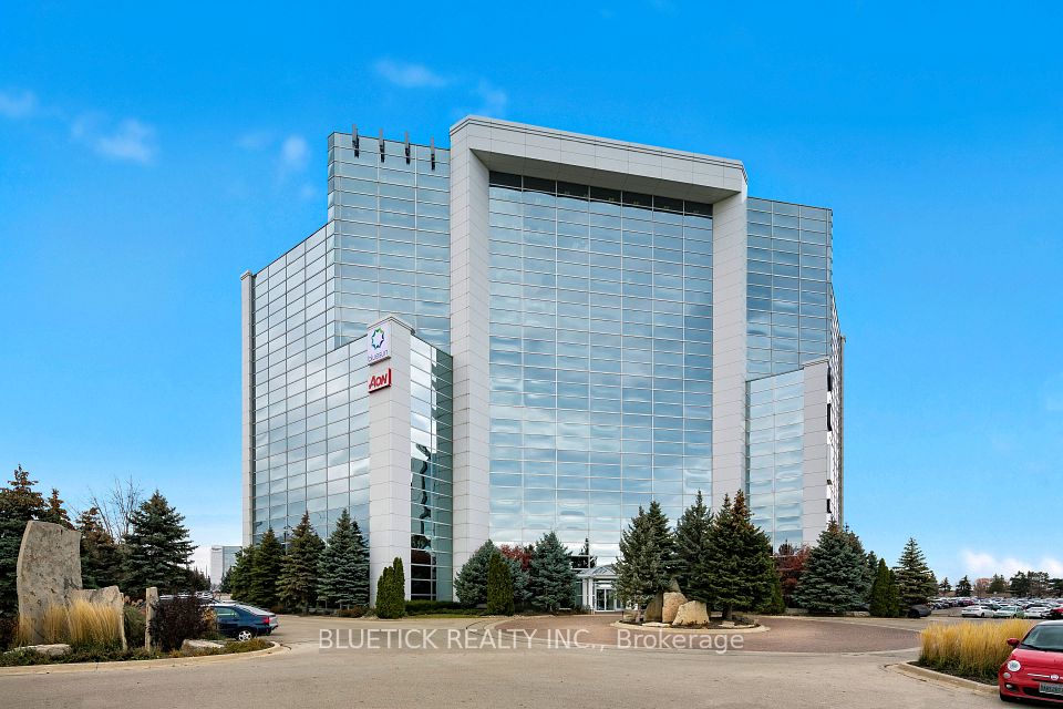 5500 North Service Road 501, Burlington, ON L7L 6W6