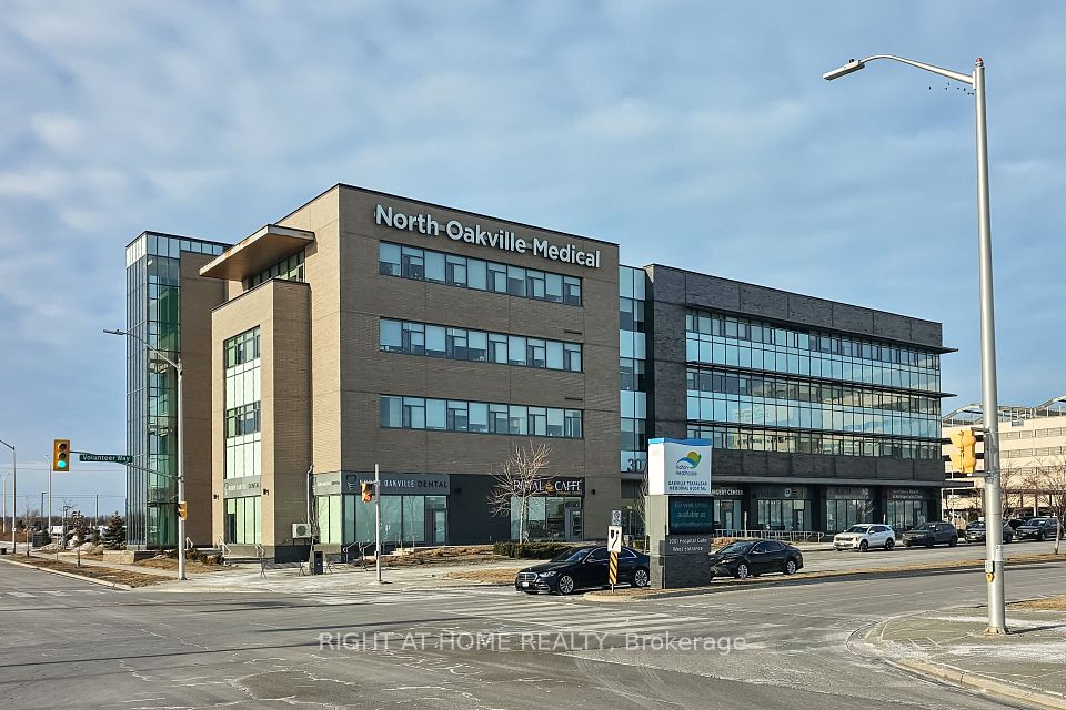 3075 Hospital Gate E 417, Oakville, ON L6M 1M1