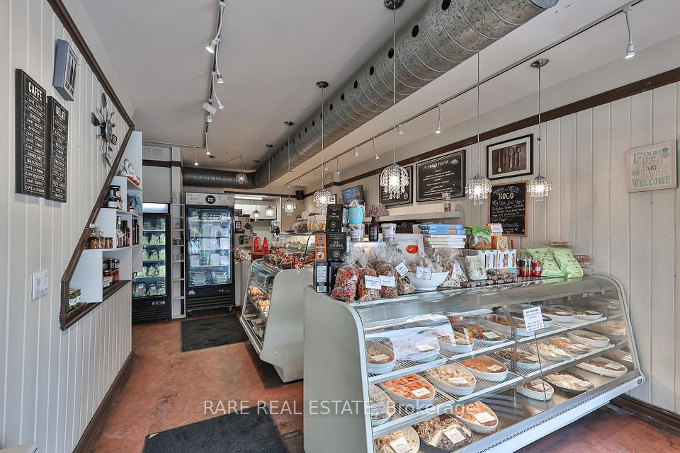 602 Marlee Avenue, Toronto W04, ON M6B 3J5