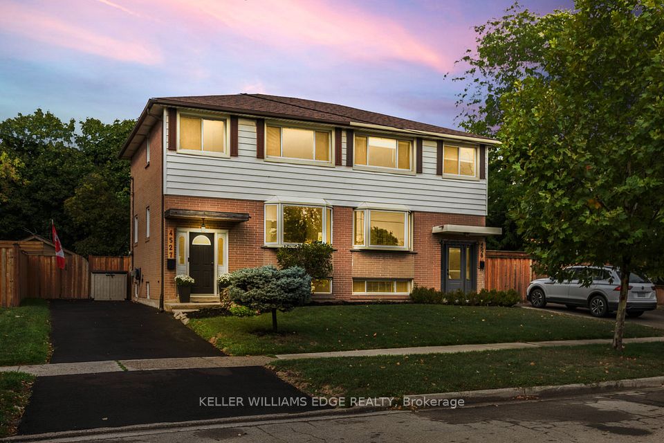 Semi-Detached  at 4527 Bennett Road, Burlington, ON L7L 1Y5, Burlington