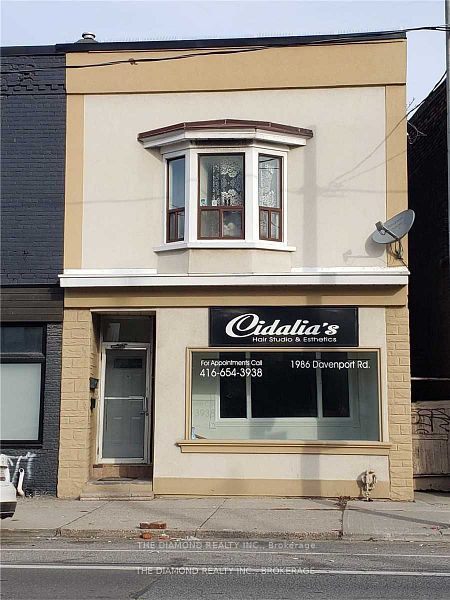 1986 Davenport Road Main Floor, Toronto W03, ON M6N 1C4
