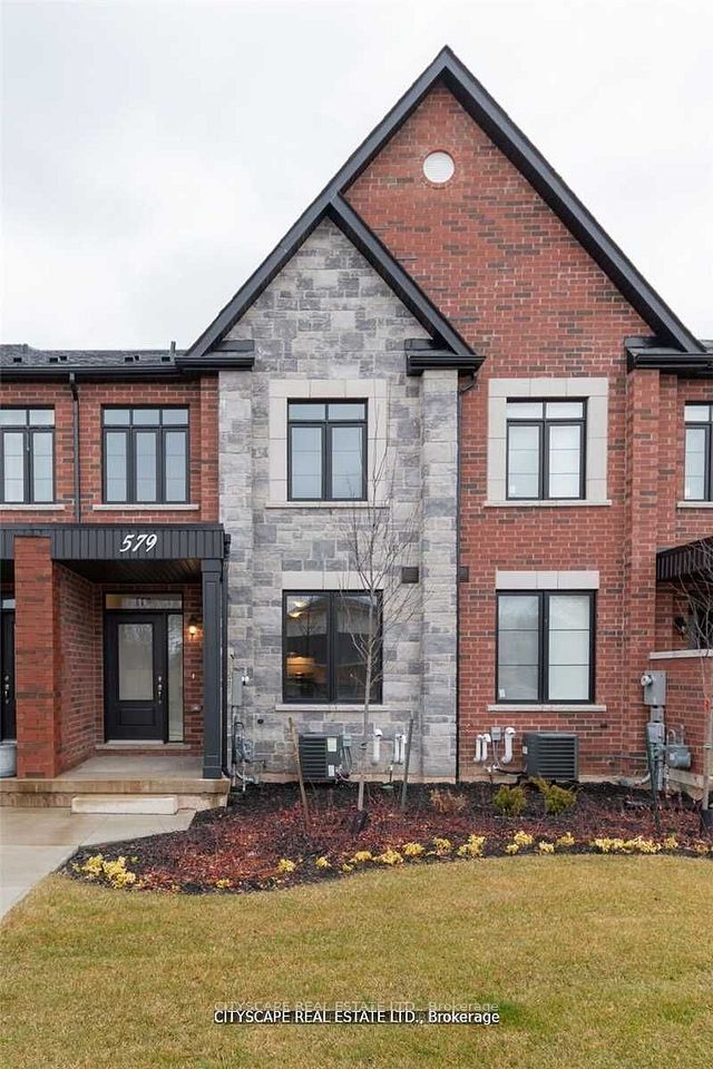 Att/Row/Townhouse at 579 Wedgewood Drive, Burlington, ON L7L 0J9, Burlington