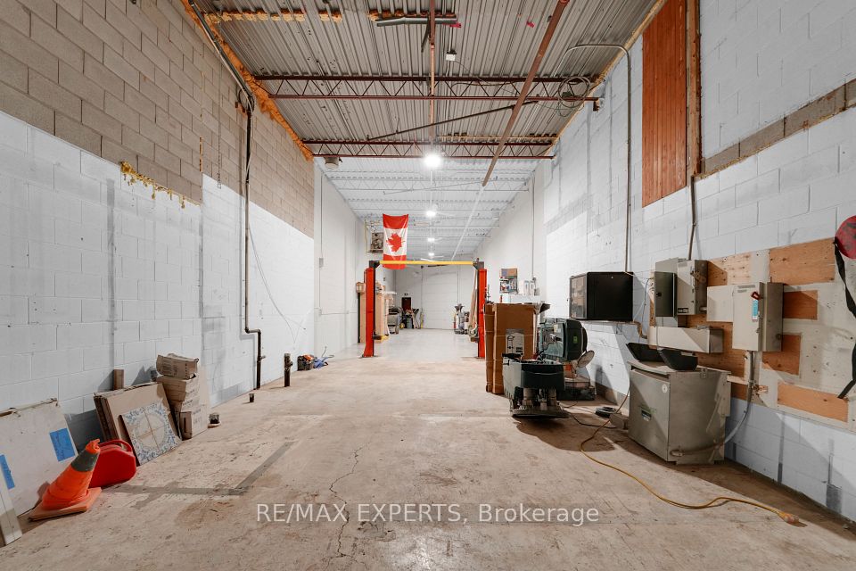 32 Goodmark Place 7, Toronto W10, ON M9W 6J4