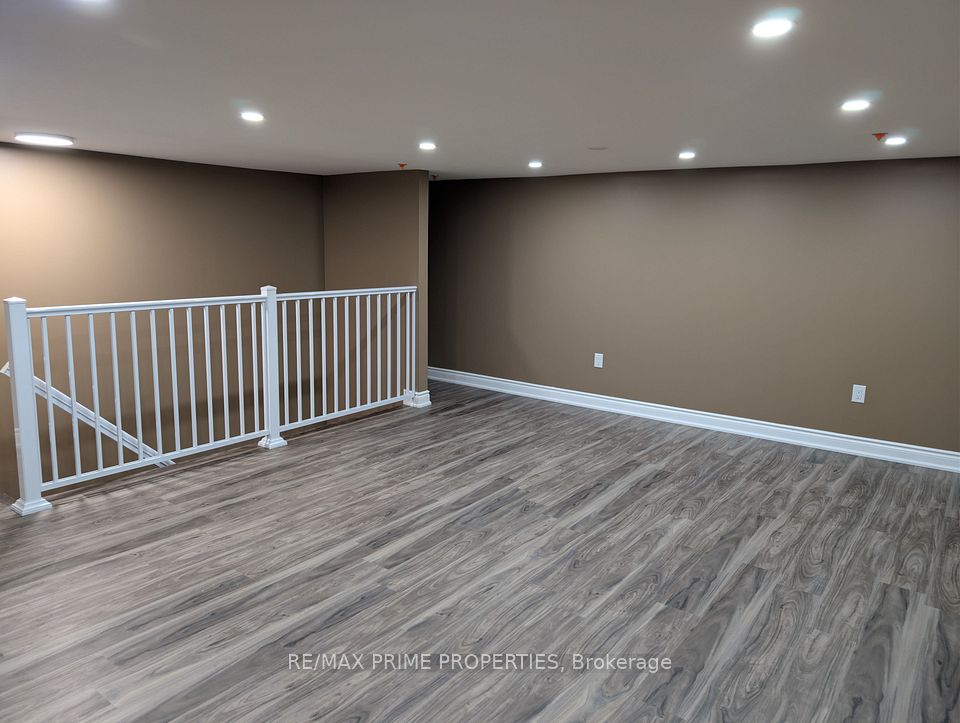 7171 Torbram Road 29, Mississauga, ON L4T 3W4