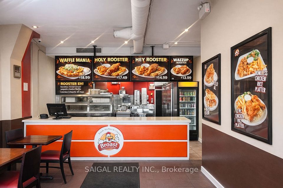 77 Dundas Street W, Mississauga, ON L5B 1H7