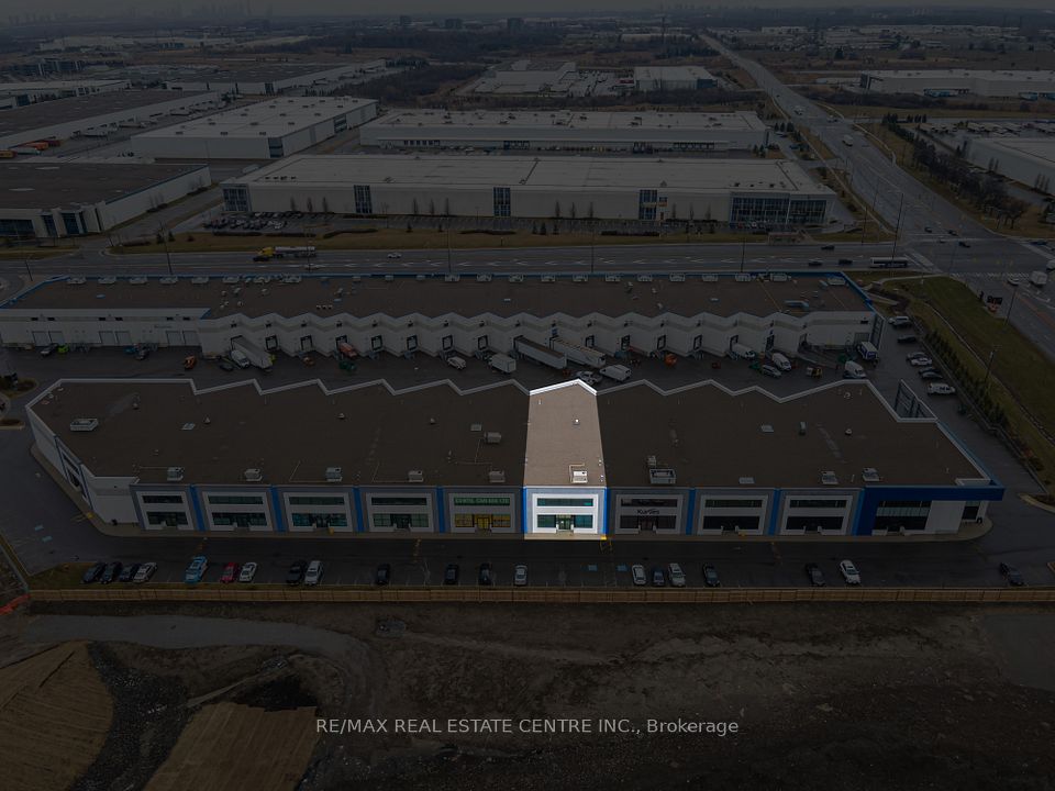 20 Lightbeam Terrace B5, Brampton, ON L6Y 6H9