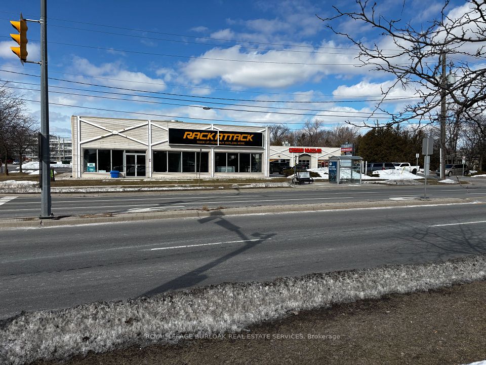 2279 Fairview Street 1, Burlington, ON L7R 2E3