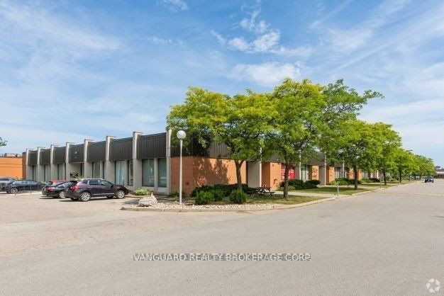 415 Horner Avenue 1, Toronto W06, ON M8W 4W3