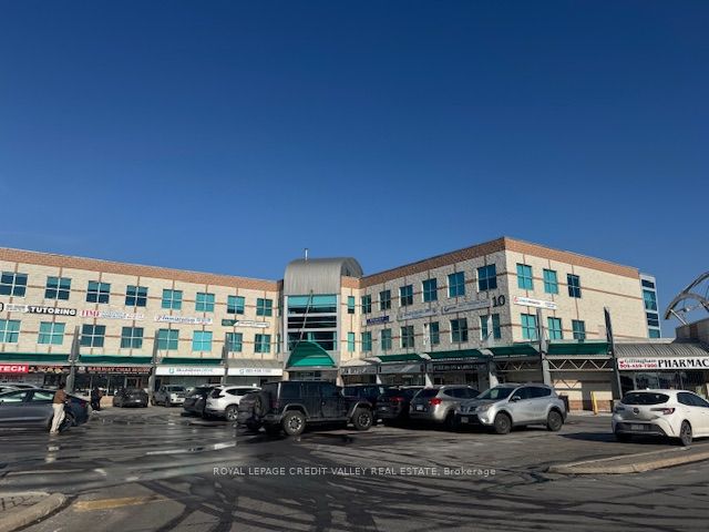 10 Gillingham Drive 207-208, Brampton, ON L6X 4X7