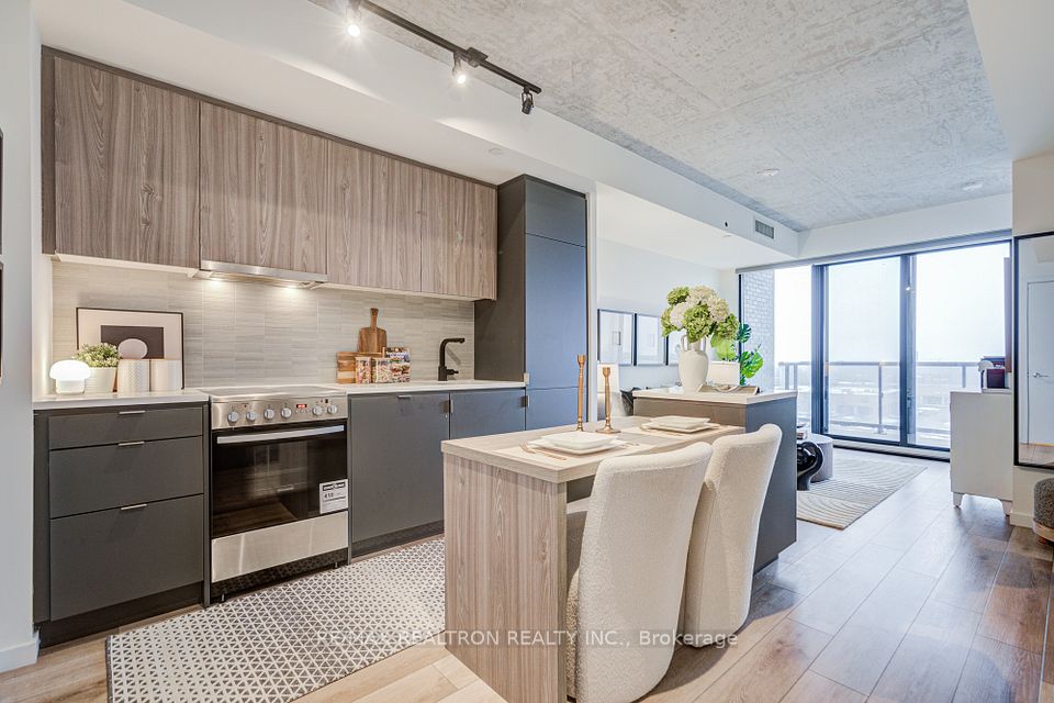 7 Smith Crescent 518, Toronto, ON M8Z 0G3 at 7 Smith Crescent 518, Toronto, ON M8Z 0G3, Toronto W07, ON, M8Z 0G3