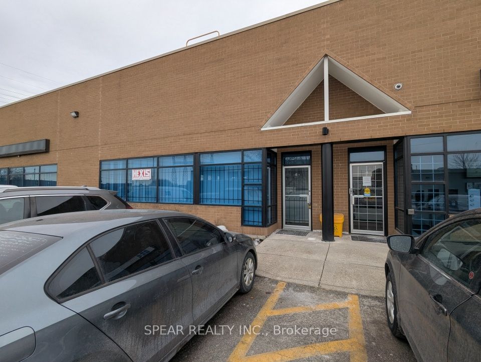 55 Queens Plate Drive 5, Toronto W10, ON M9W 6P2