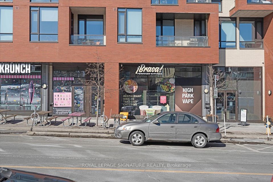 2114 Bloor Street W Unit B, Toronto W02, ON M6S 1N1