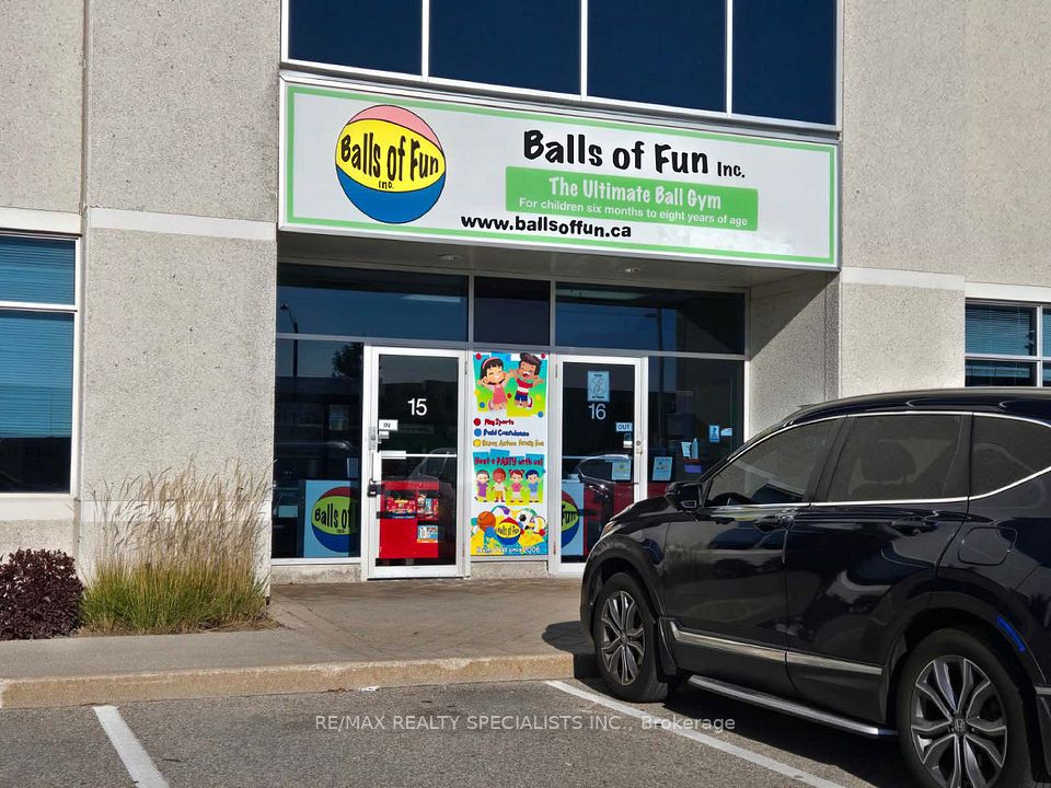 3615 Laird Road 15 & 16, Mississauga, ON L5L 5Z8