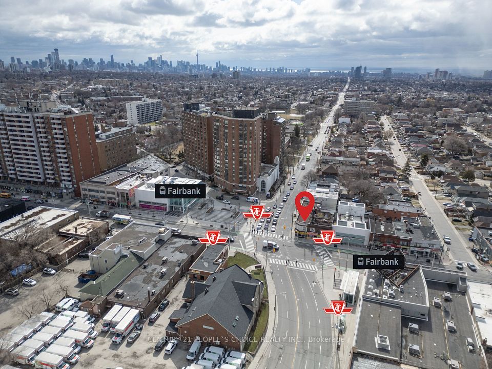 1835 Eglinton Avenue W, Toronto W03, ON M6E 2J3