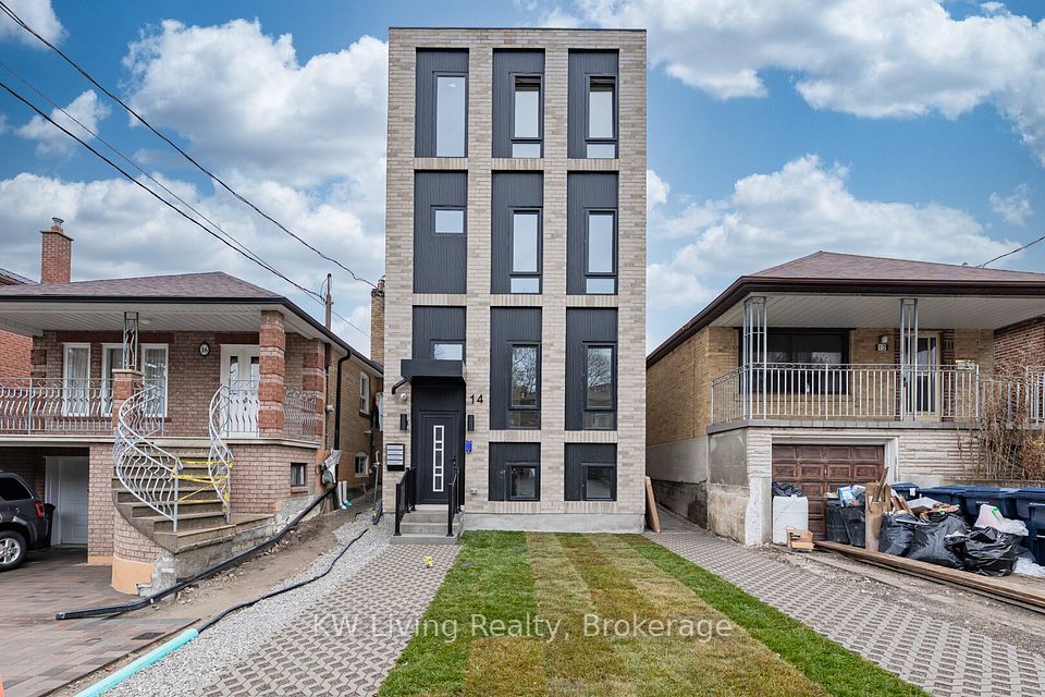 14 Holmesdale Road, Toronto W03, ON M6E 1Y1