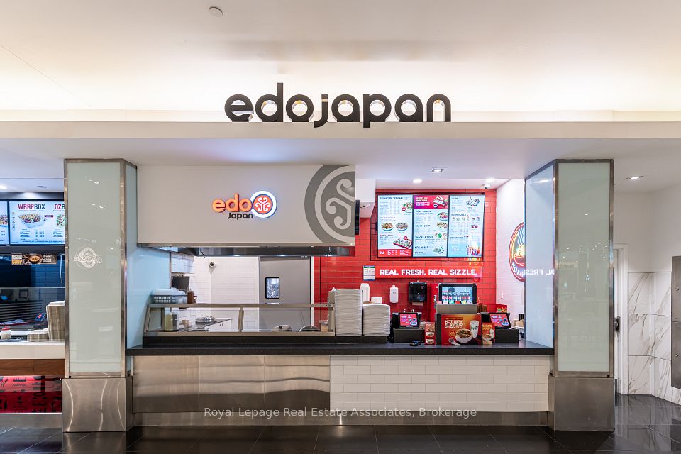 100 City Centre Drive 1-832, Mississauga, ON L5B 2G6