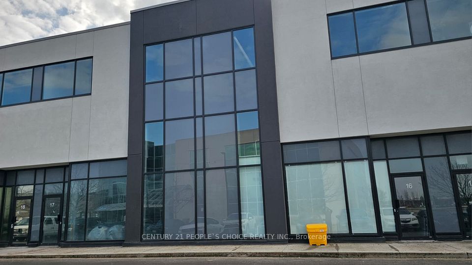 5270 Solar Drive 16, Mississauga, ON L4W 0G7