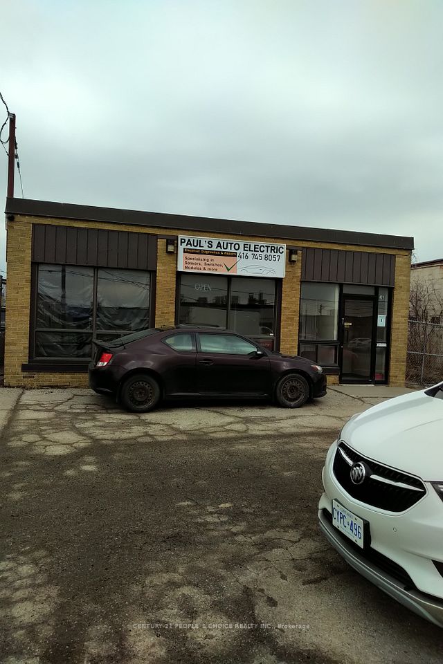 36 Brydon Drive W, Toronto W10, ON M9W 2Z2