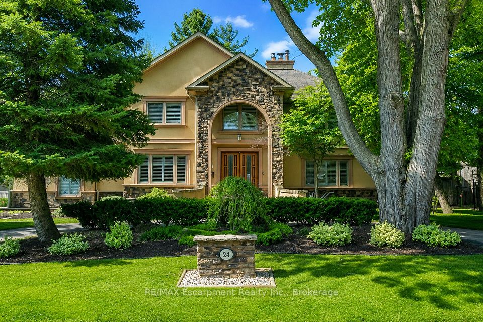 24 Birkbank Drive, Oakville, ON L6J 4Y9 at 24 Birkbank Drive, Oakville, ON L6J 4Y9, Oakville, ON, L6J 4Y9