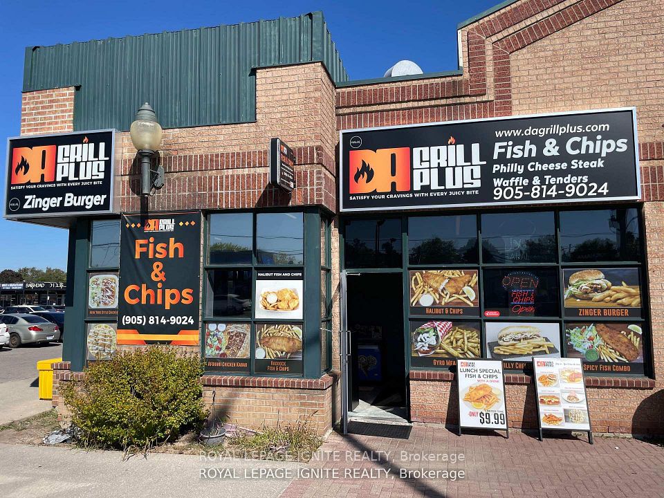 17 Queen Street 3, Mississauga, ON L5N 6A1