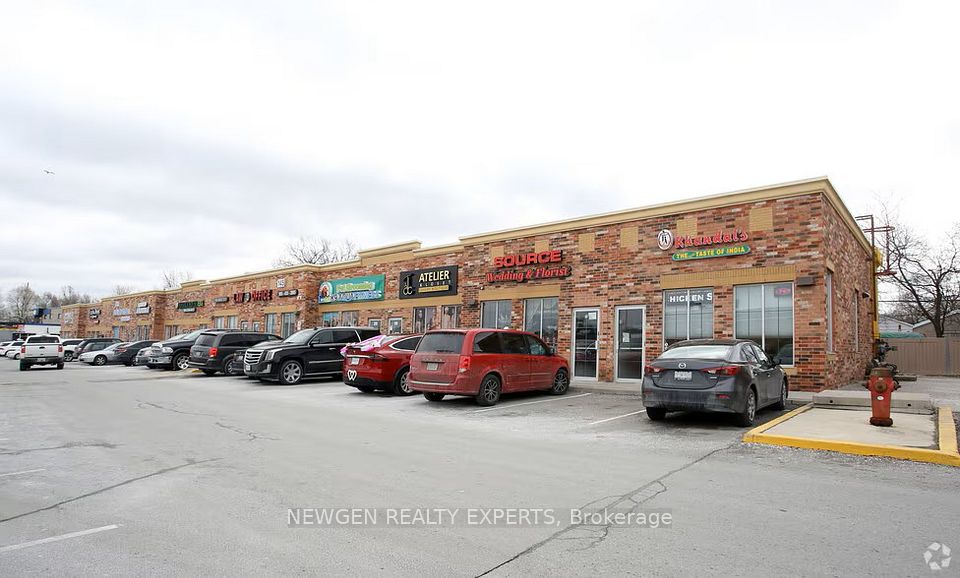 145 Clarence Street N 29, Brampton, ON L6W 1T2