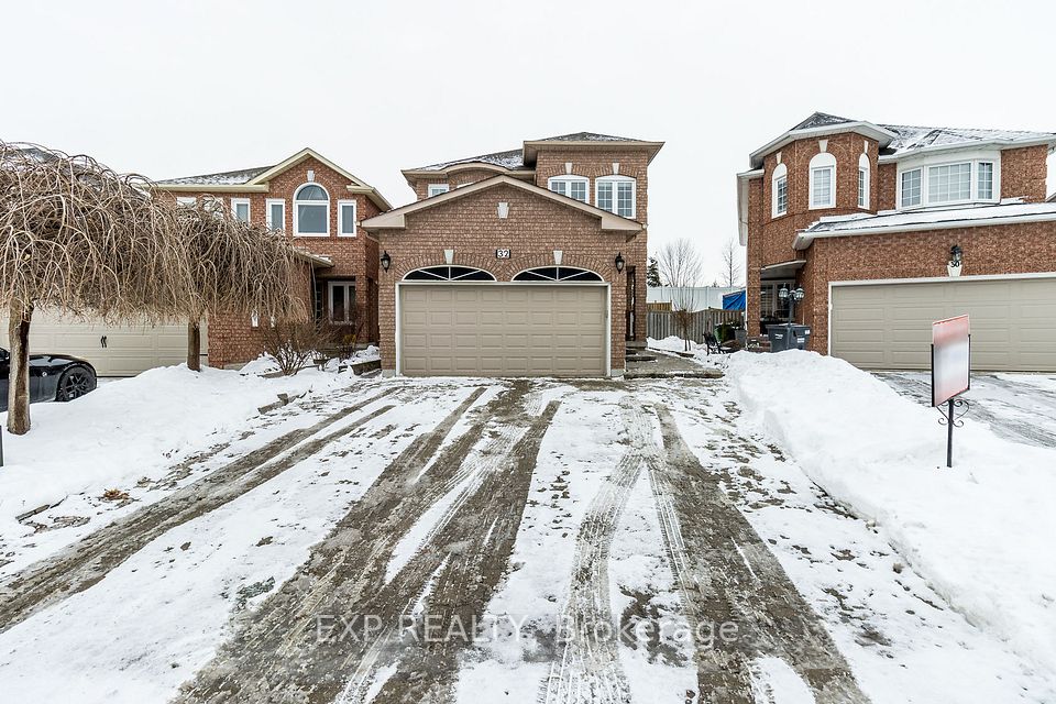 Detached at 32 Pavin Crescent, Caledon, ON L7E 1W9, Caledon
