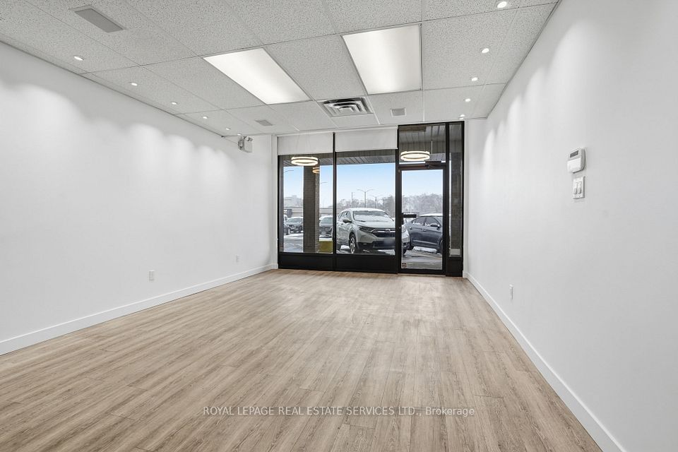 469 Guelph Line, Burlington, ON L7R 3L8