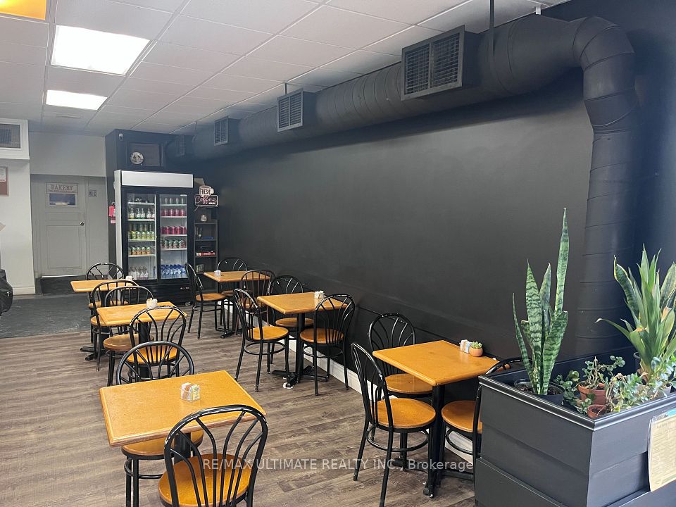 314 Kerr Street, Oakville, ON L6K 3B5