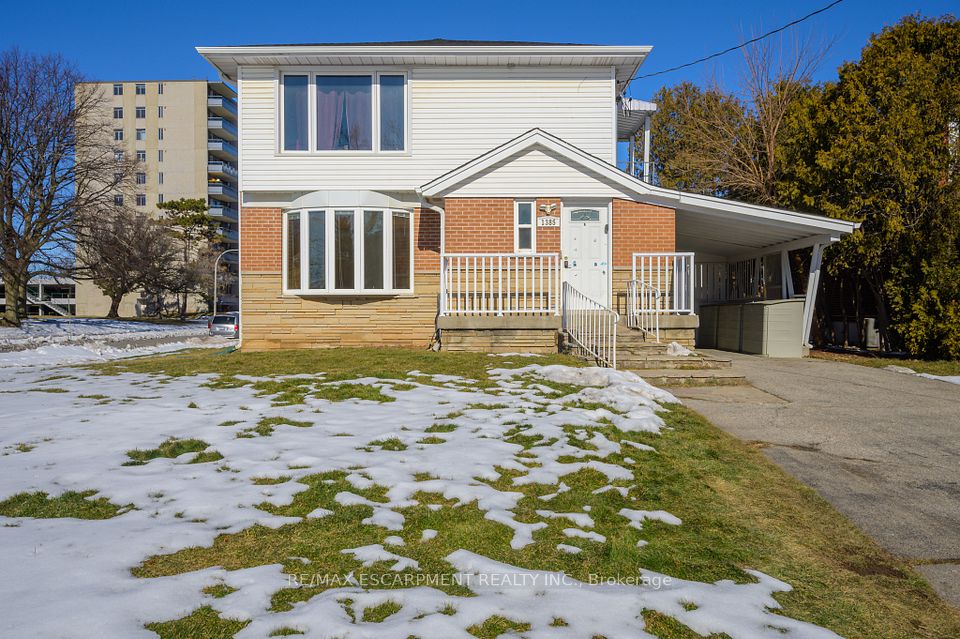 Detached at 1385 Olga Drive A, Burlington, ON L7S 1L1, Burlington